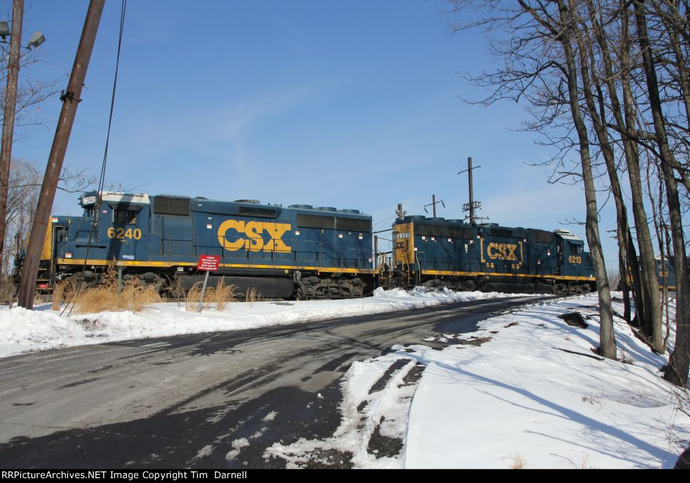 CSX 6240, 6213, 6235